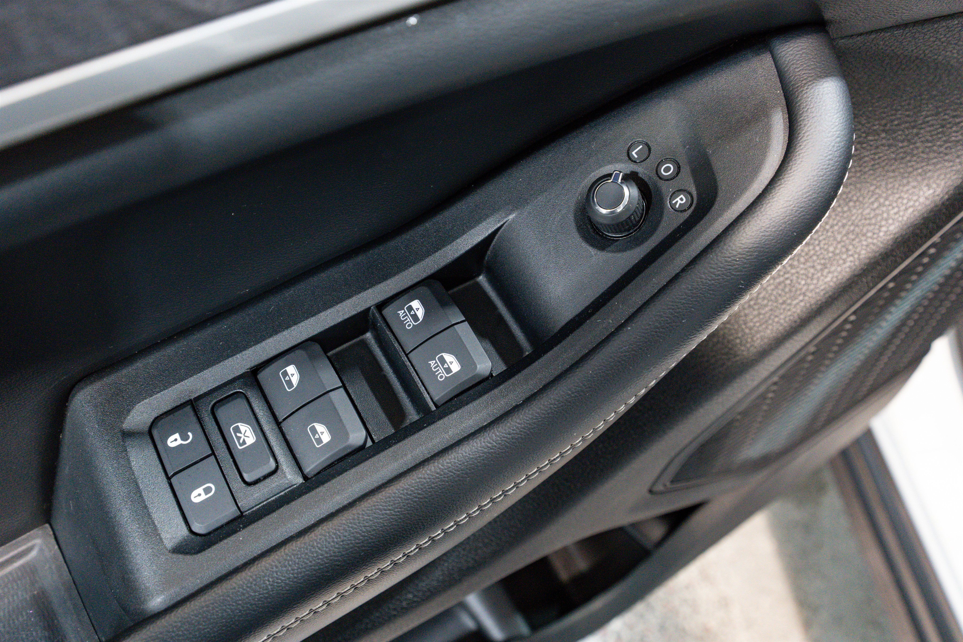 Used 2023 Jeep Grand Cherokee L Limited image 15