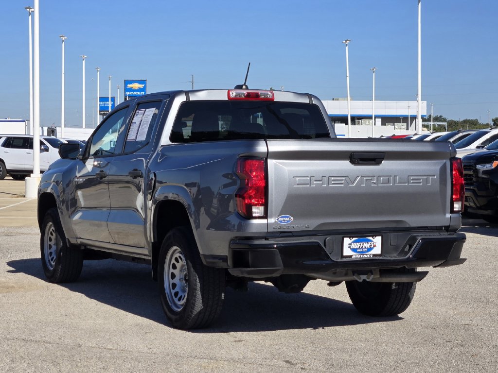 Used 2023 Chevrolet Colorado W/T RWD image 5