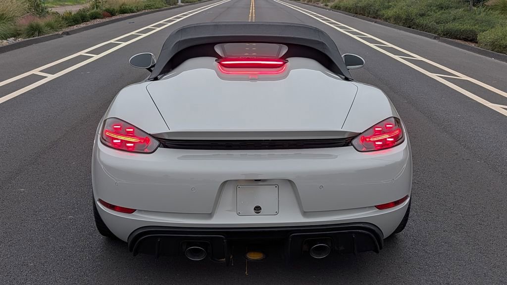 Used 2020 Porsche 718 Boxster Spyder image 5
