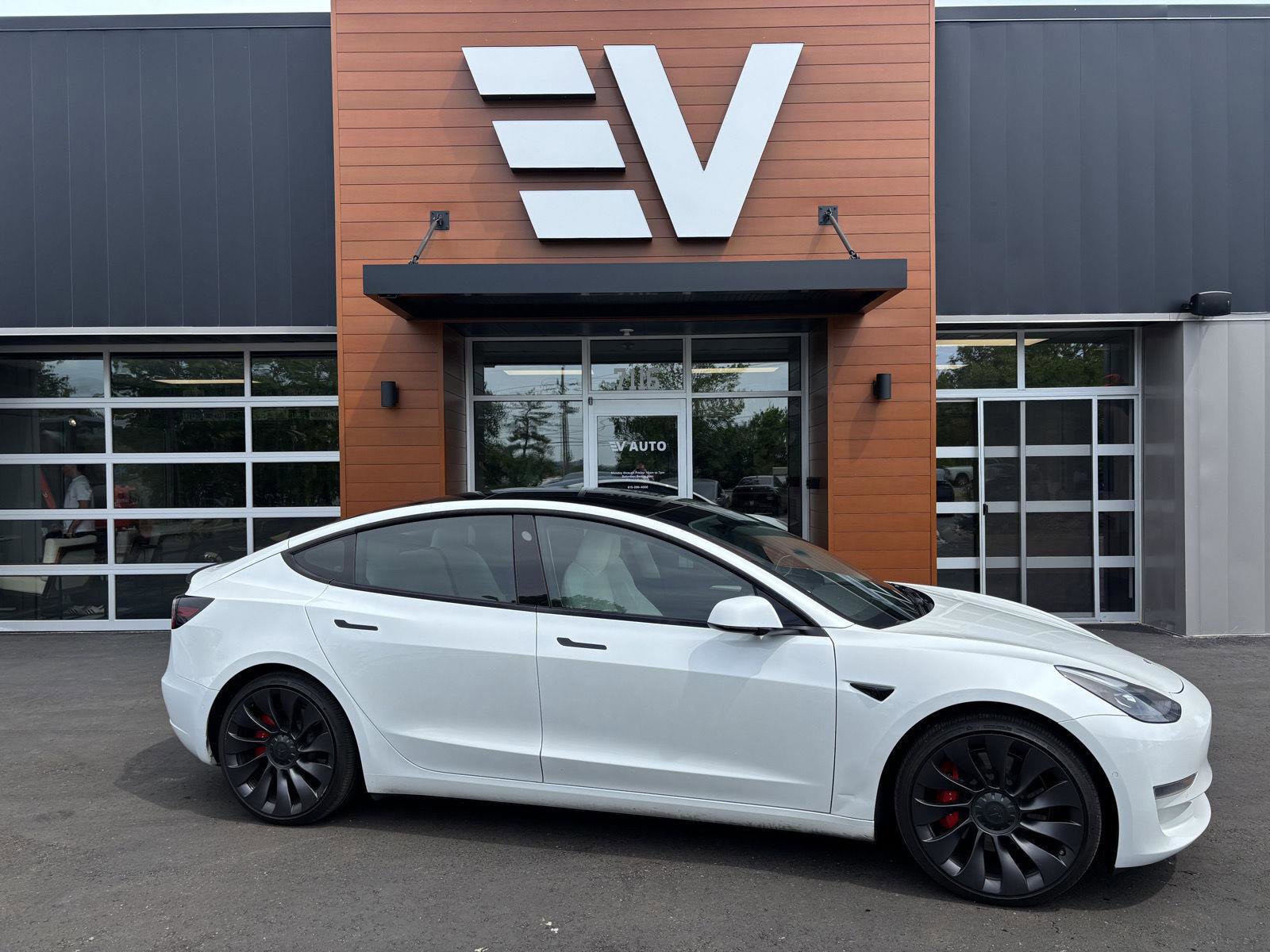Used 2021 Tesla Model 3 Performance AWD/4WD image 1
