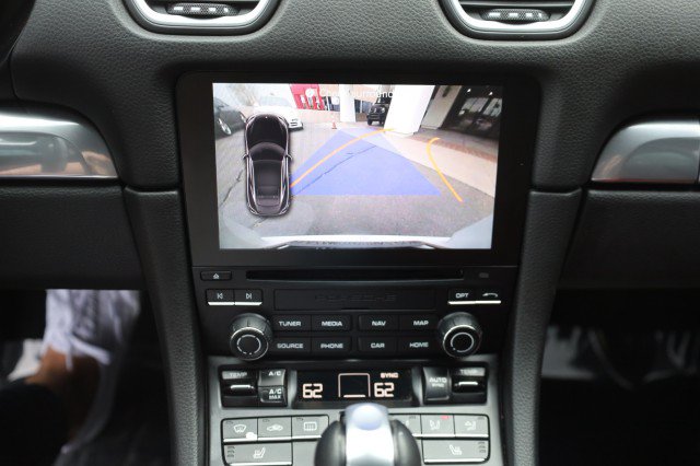 Used 2018 Porsche 718 Cayman RWD image 34