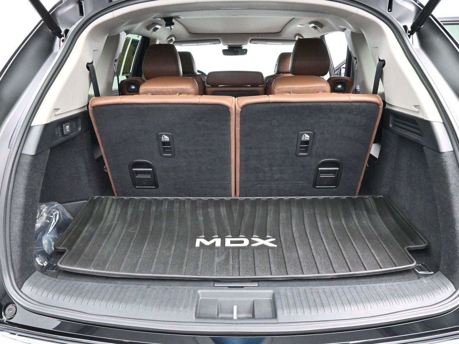 Used 2024 Acura MDX FWD w/ Technology Package image 9