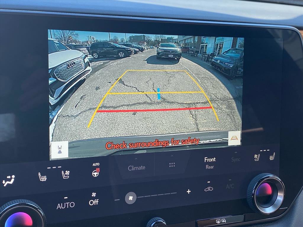 Used 2023 Lexus RX 350 Premium image 17