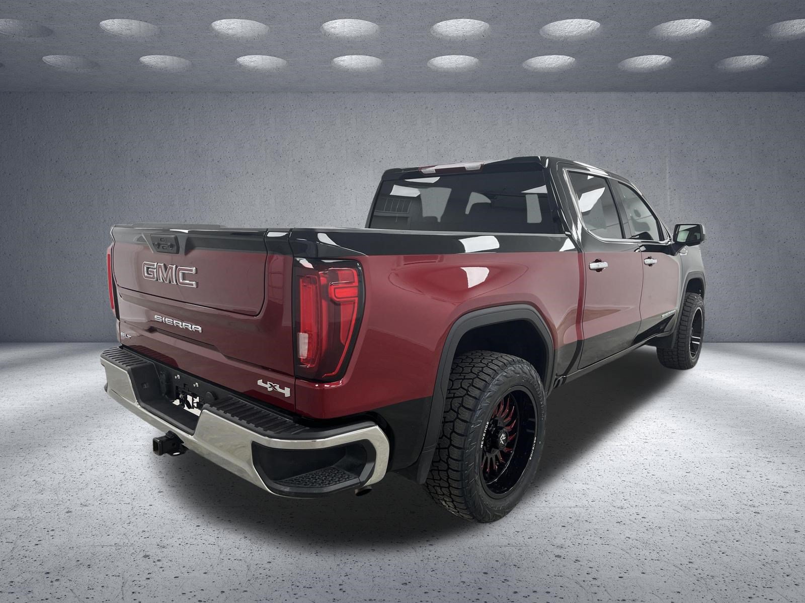 Used 2026 GMC Sierra 1500 SLT AWD/4WD image 5