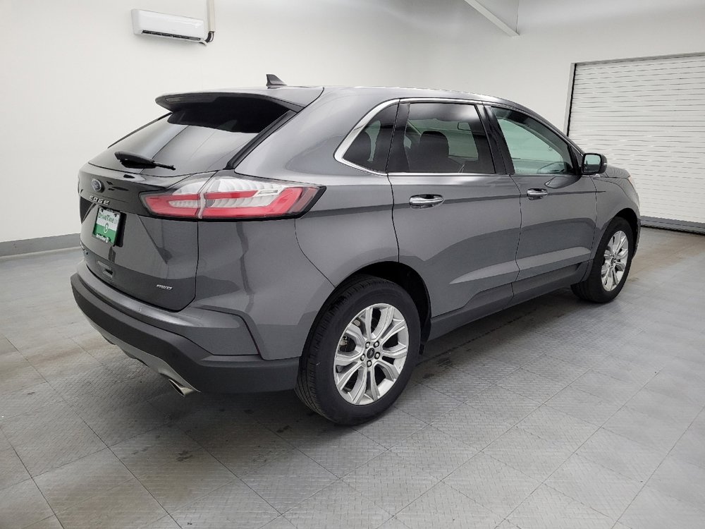 Used 2024 Ford Edge Titanium image 10