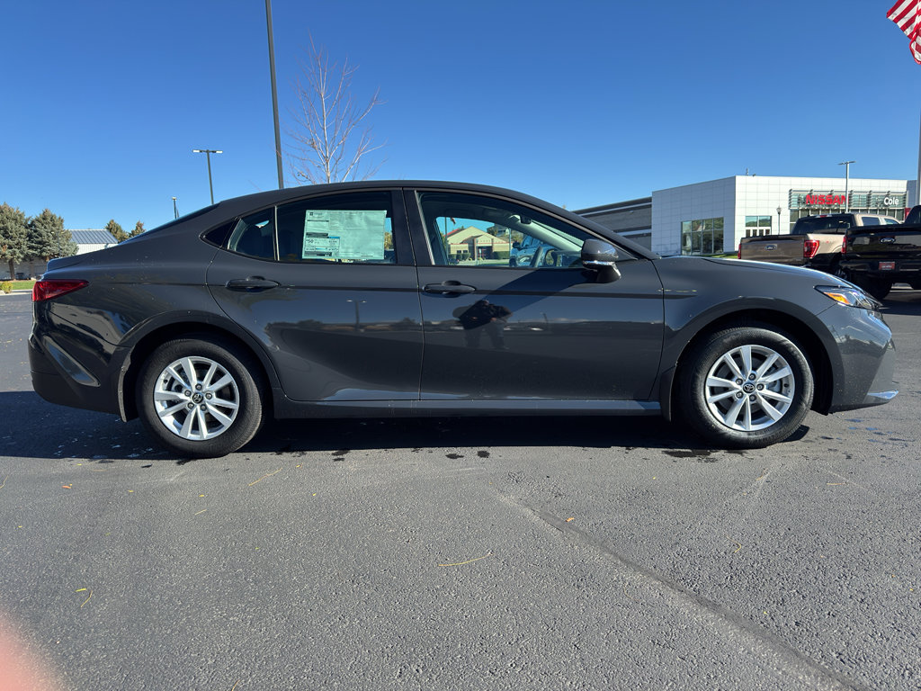 New 2026 Toyota Camry LE image 2