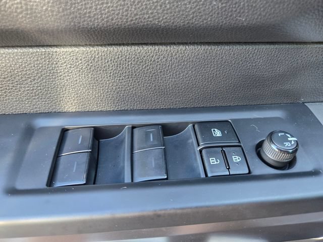 Used 2023 Toyota Tundra SR5 w/ SR5 Convenience Package AWD/4WD image 36