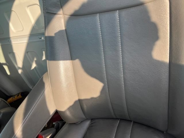 Used 2022 Chevrolet Express 2500 w/ Driver Convenience Package RWD image 33