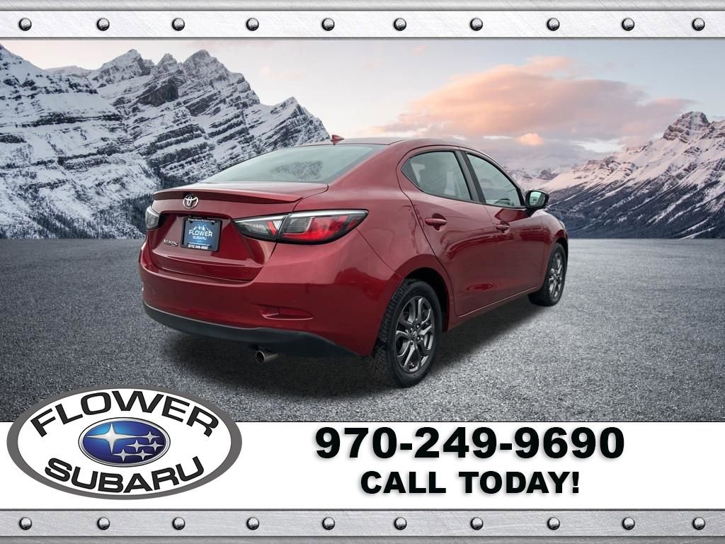 Used 2019 Toyota Yaris LE image 7