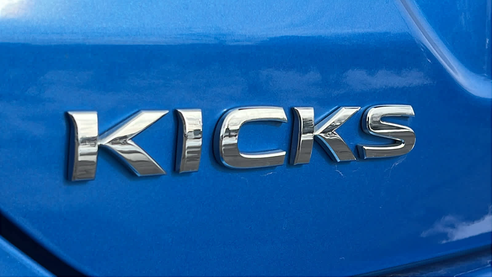 Used 2021 Nissan Kicks SV image 28