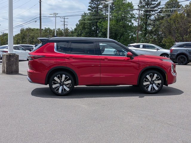 New 2026 Mitsubishi Outlander SEL FWD image 2