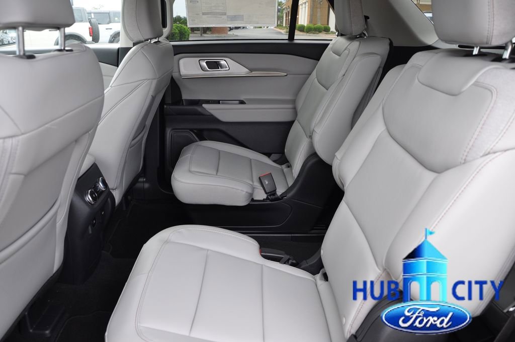 New 2026 Ford Explorer Active w/ Active Comfort Package RWD image 11