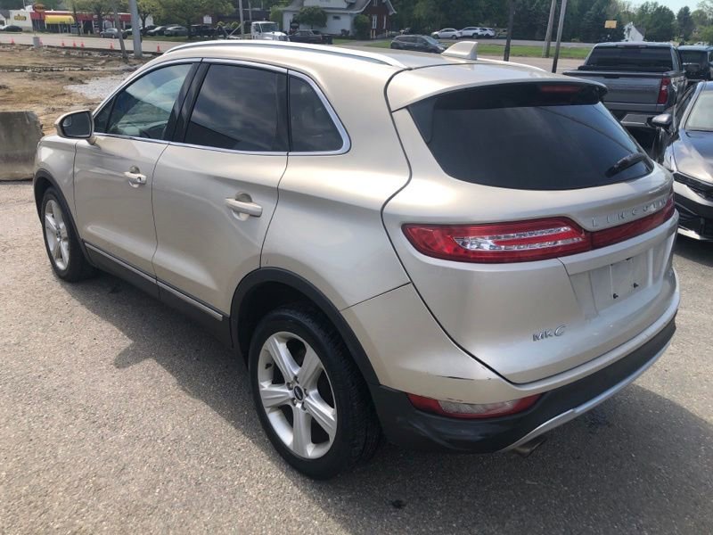 Used 2017 Lincoln MKC Premiere FWD image 4