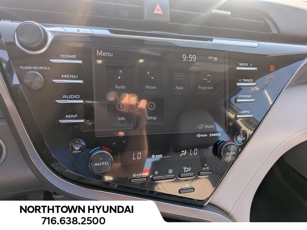 Used 2019 Toyota Camry XSE FWD image 17