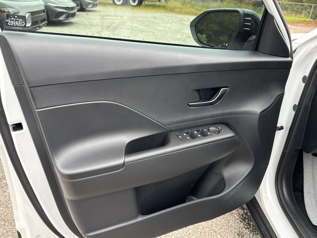 New 2026 Hyundai Kona SEL Sport FWD image 11