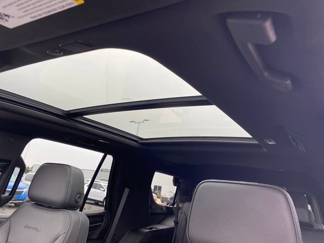 Certified 2023 GMC Yukon Denali AWD/4WD image 14