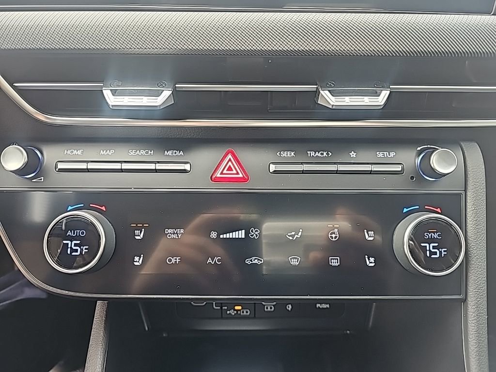 New 2026 Hyundai Sonata Limited FWD image 19