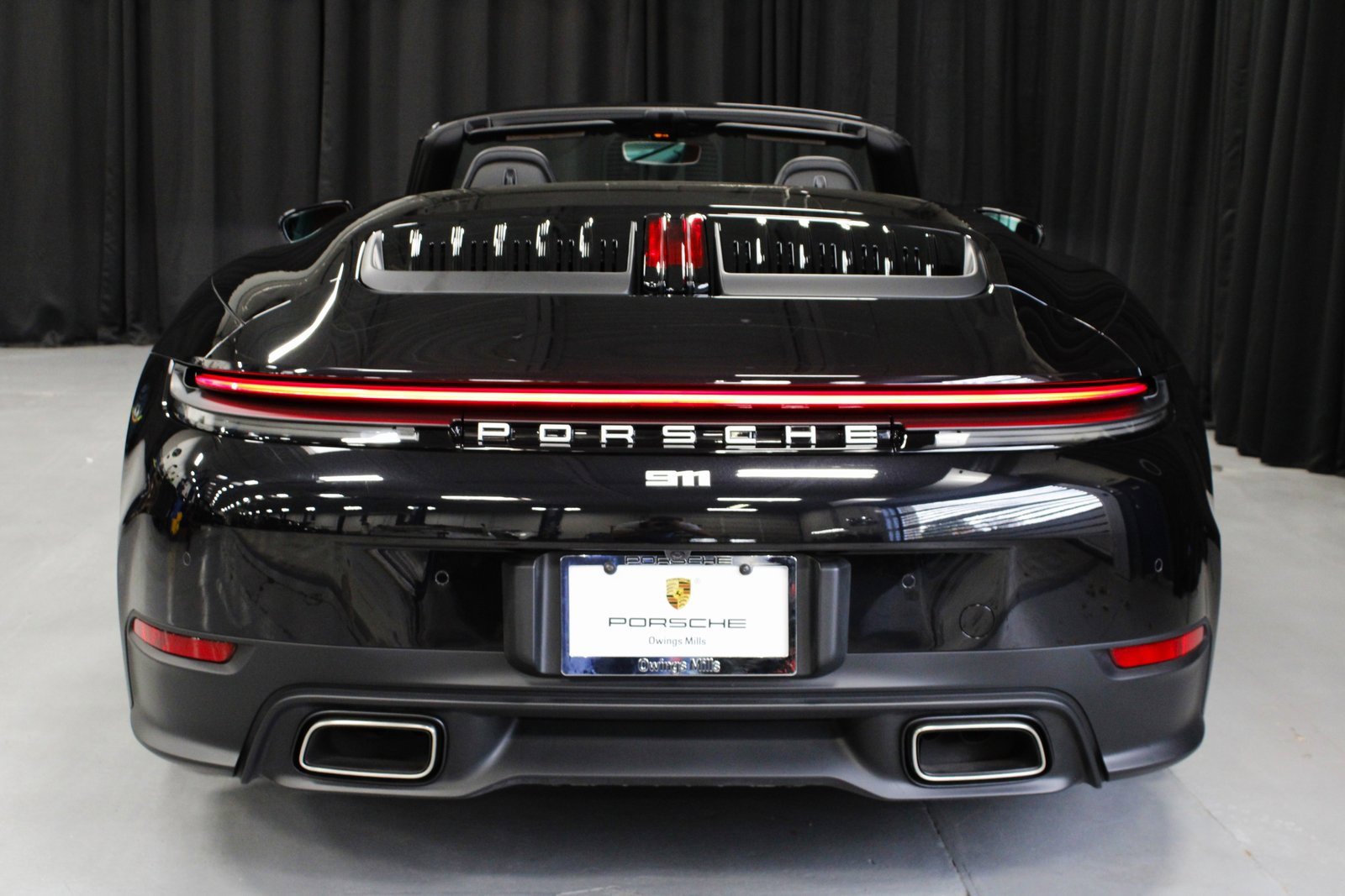 Certified 2025 Porsche 911 Carrera image 6