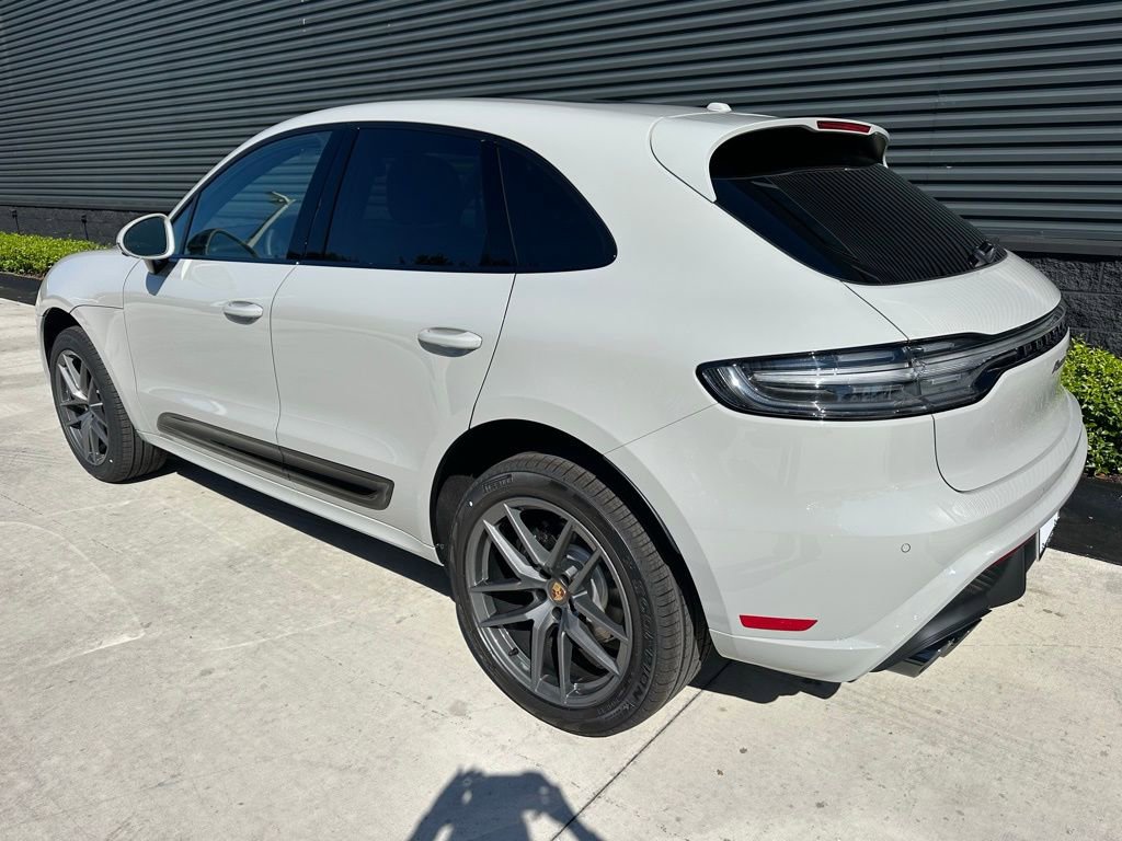 Used 2026 Porsche Macan Turbo AWD/4WD image 3