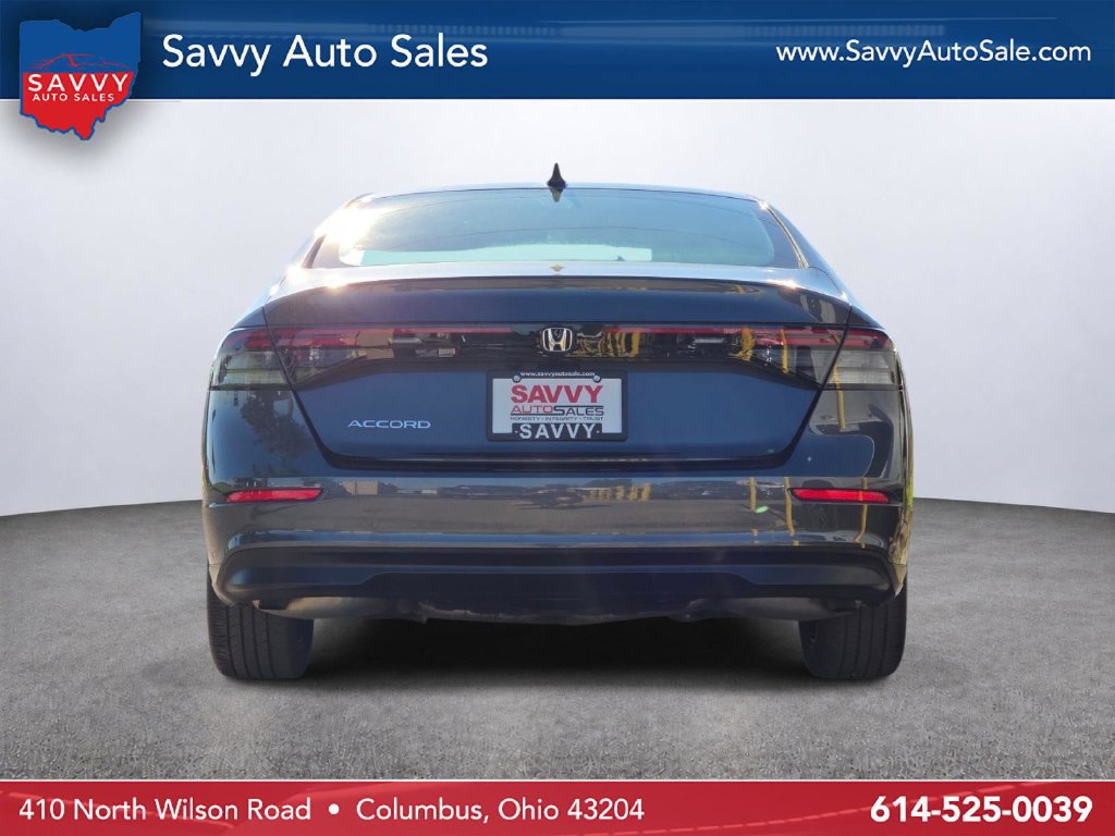 Used 2025 Honda Accord SE image 14