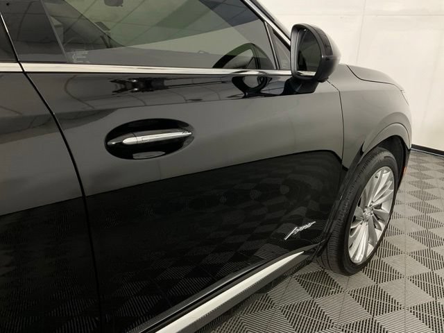 Used 2024 Buick Envision Avenir AWD/4WD image 8