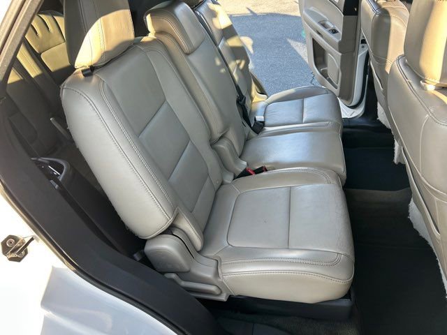 Used 2013 Ford Explorer XLT image 27
