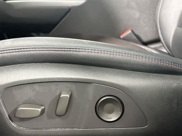 Used 2024 Chevrolet Equinox EV RS FWD image 14