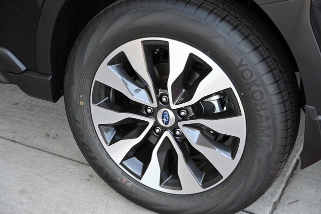 New 2025 Subaru Outback Limited XT image 12