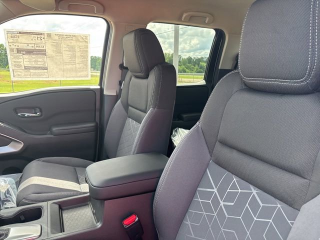 New 2025 Nissan Frontier SV w/ SV Convenience Package image 9