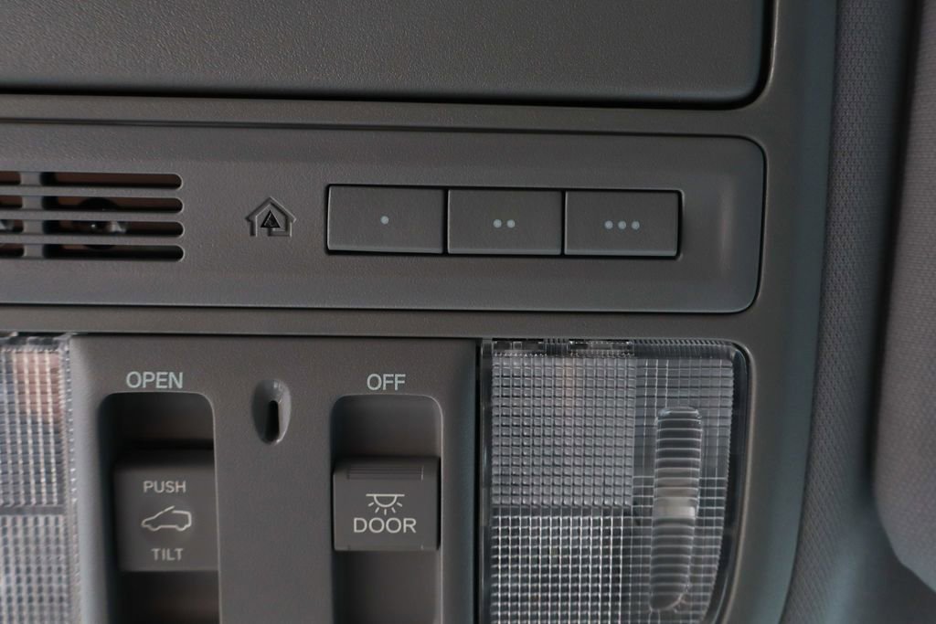 Used 2021 Honda CR-V Touring image 29