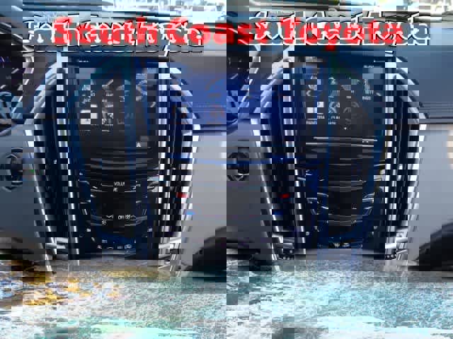 Used 2013 Cadillac SRX Luxury w/ Driver Awareness Package image 28