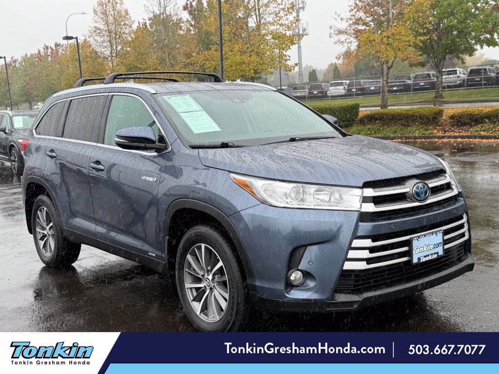 Used 2019 Toyota Highlander XLE AWD/4WD image 1