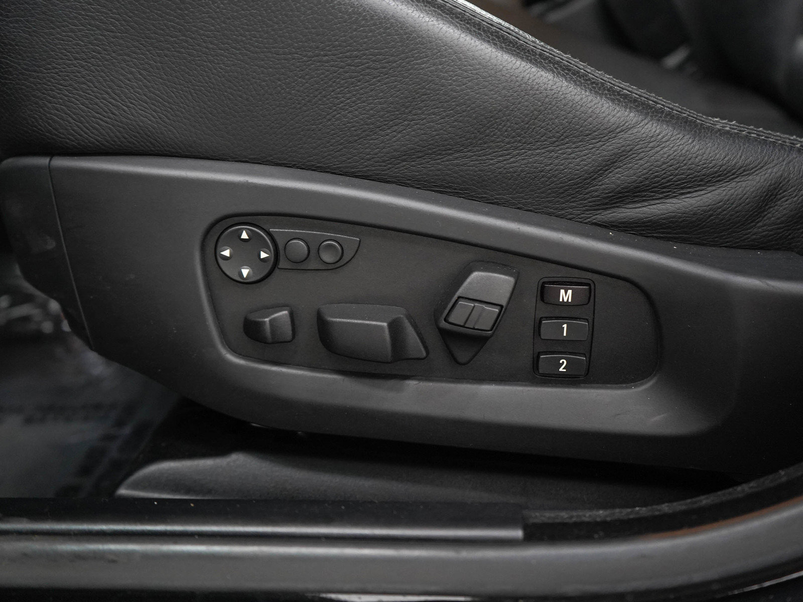 Used 2008 BMW M5 RWD image 25