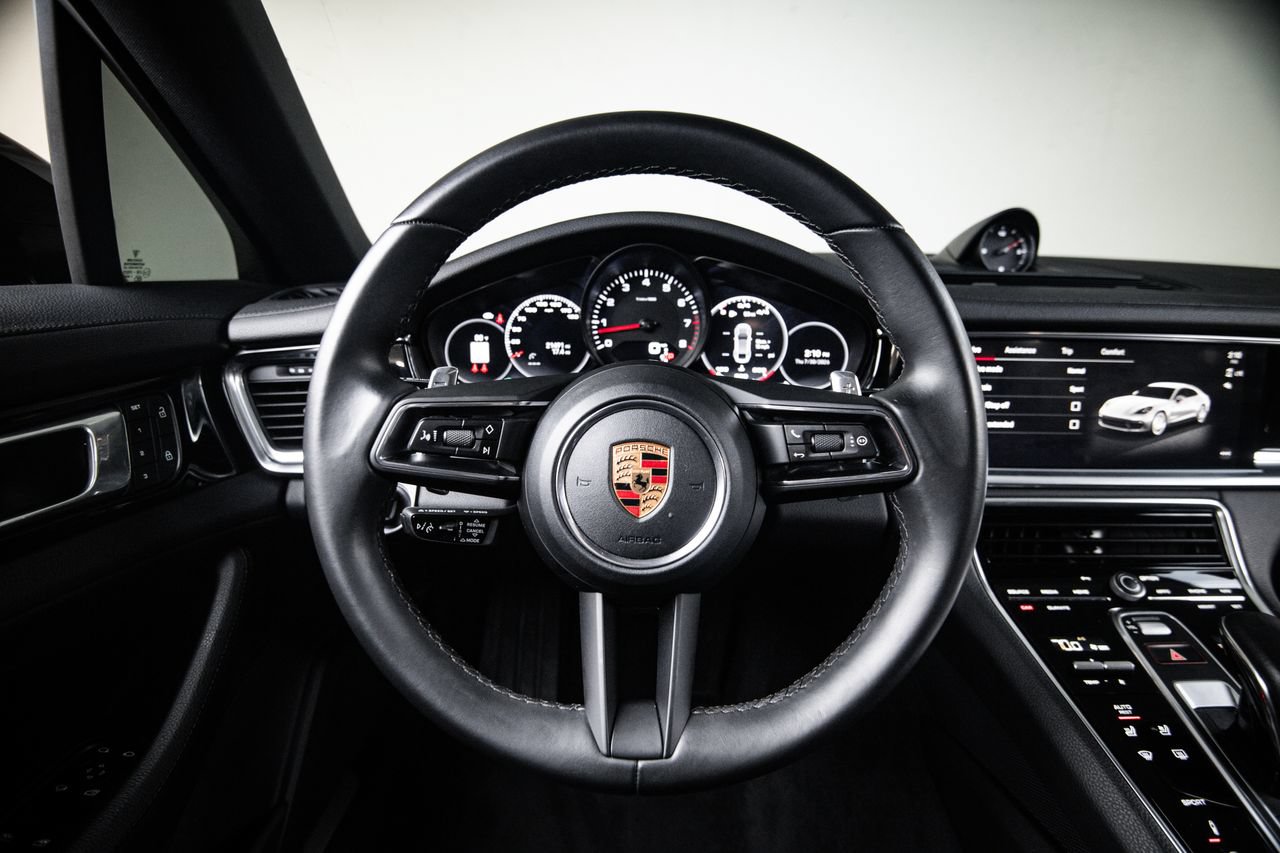 Certified 2023 Porsche Panamera image 26