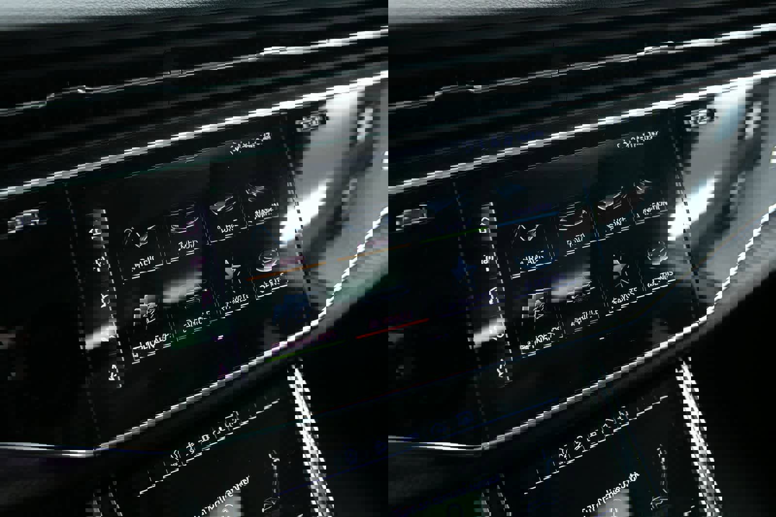 Used 2022 Audi Q8 Premium Plus image 15