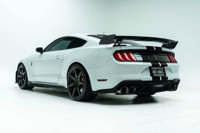 Used 2021 Ford Mustang Shelby GT500 w/ Carbon Fiber Track Pack image 20