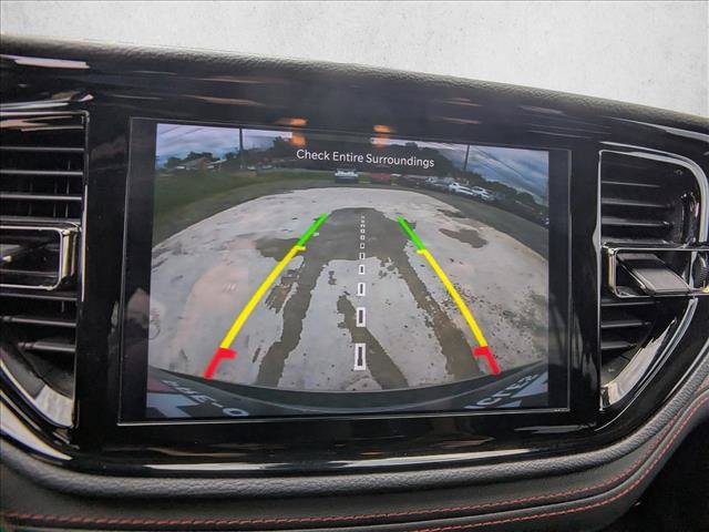 Used 2025 Dodge Durango GT AWD/4WD image 14