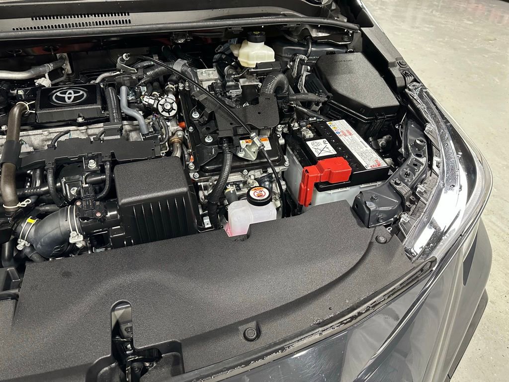 Used 2025 Toyota Corolla SE image 68