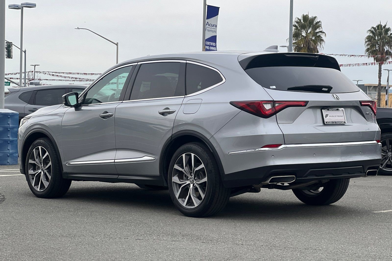 Used 2023 Acura MDX FWD w/ Technology Package image 6