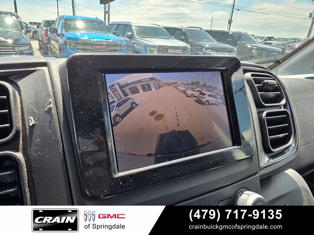 Used 2025 RAM ProMaster 2500 w/ U-Haul Equipment Group FWD image 17