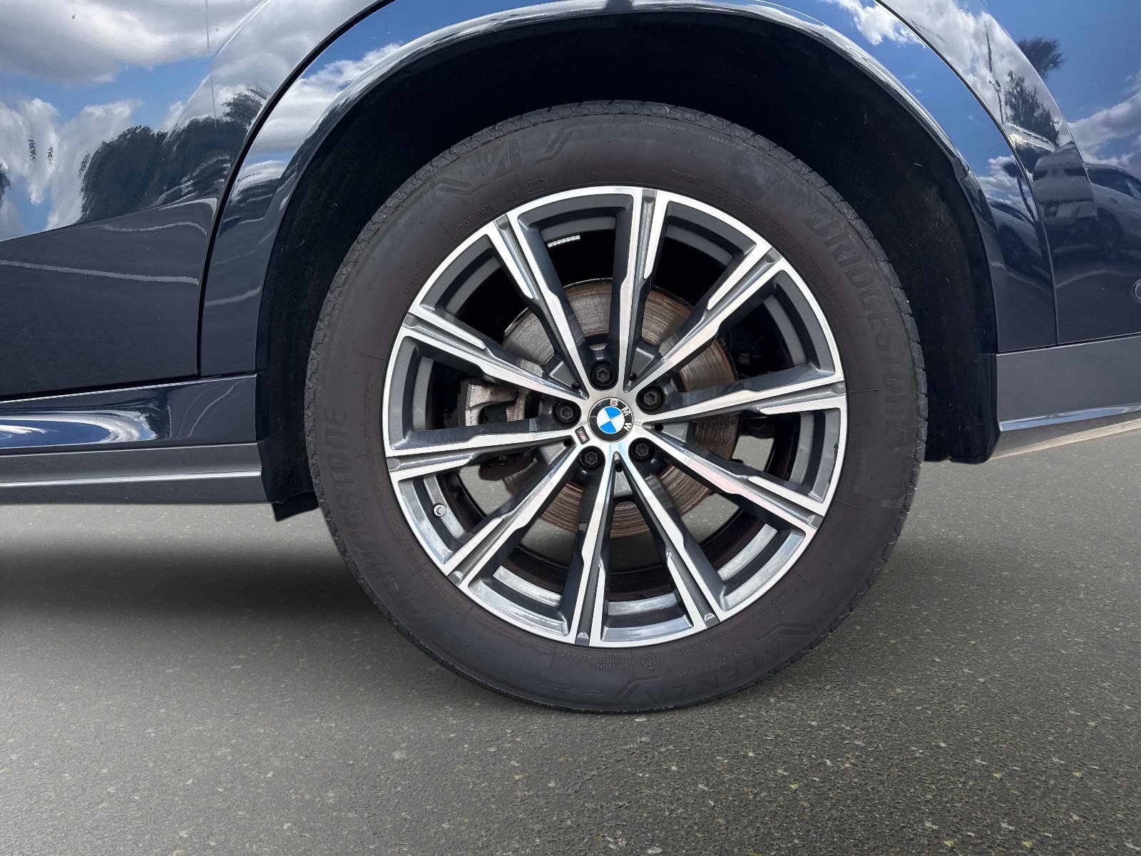 Used 2024 BMW X6 xDrive40i AWD/4WD image 15
