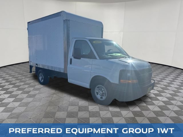 Used 2017 Chevrolet Express 3500 RWD image 7