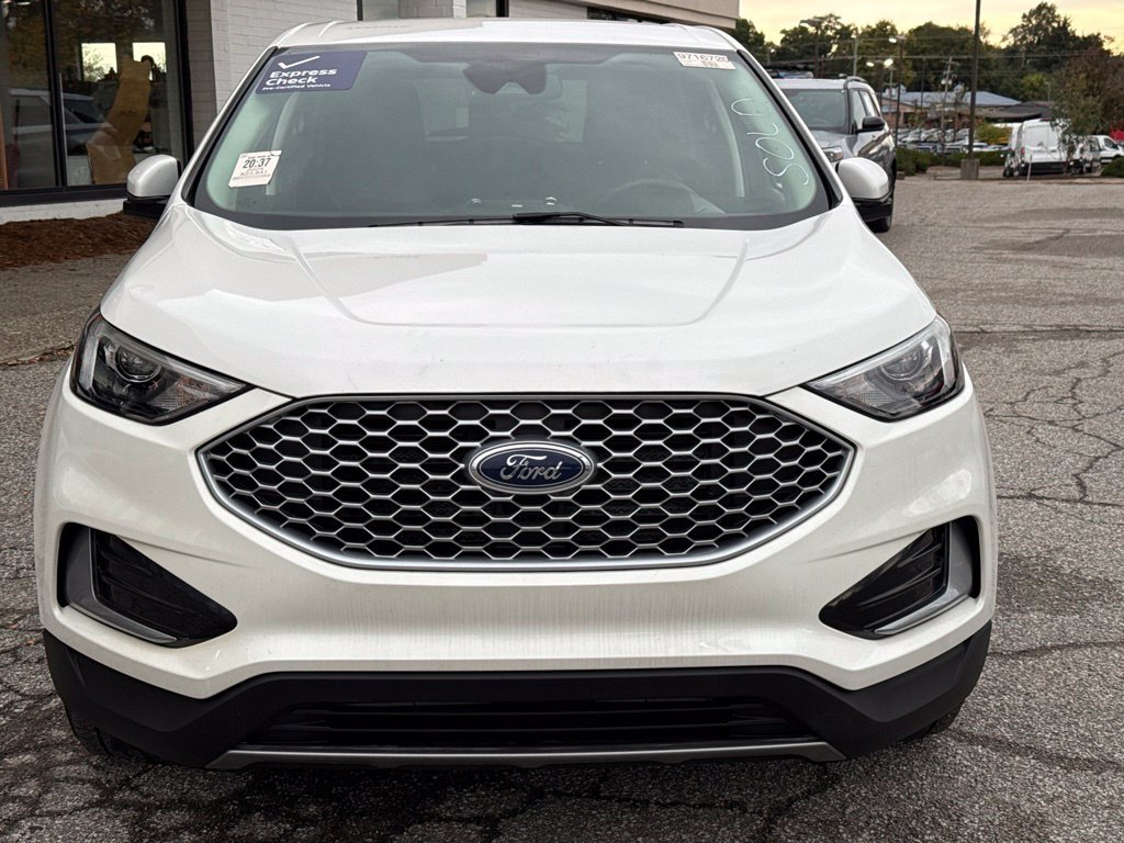Used 2024 Ford Edge SEL AWD/4WD image 16