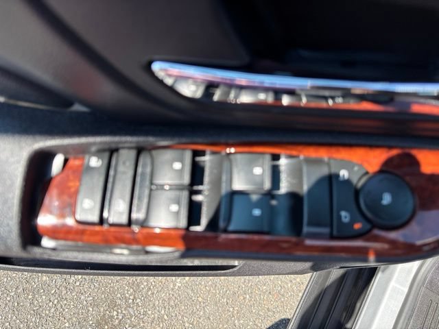 Used 2014 Chevrolet Suburban LT AWD/4WD image 12