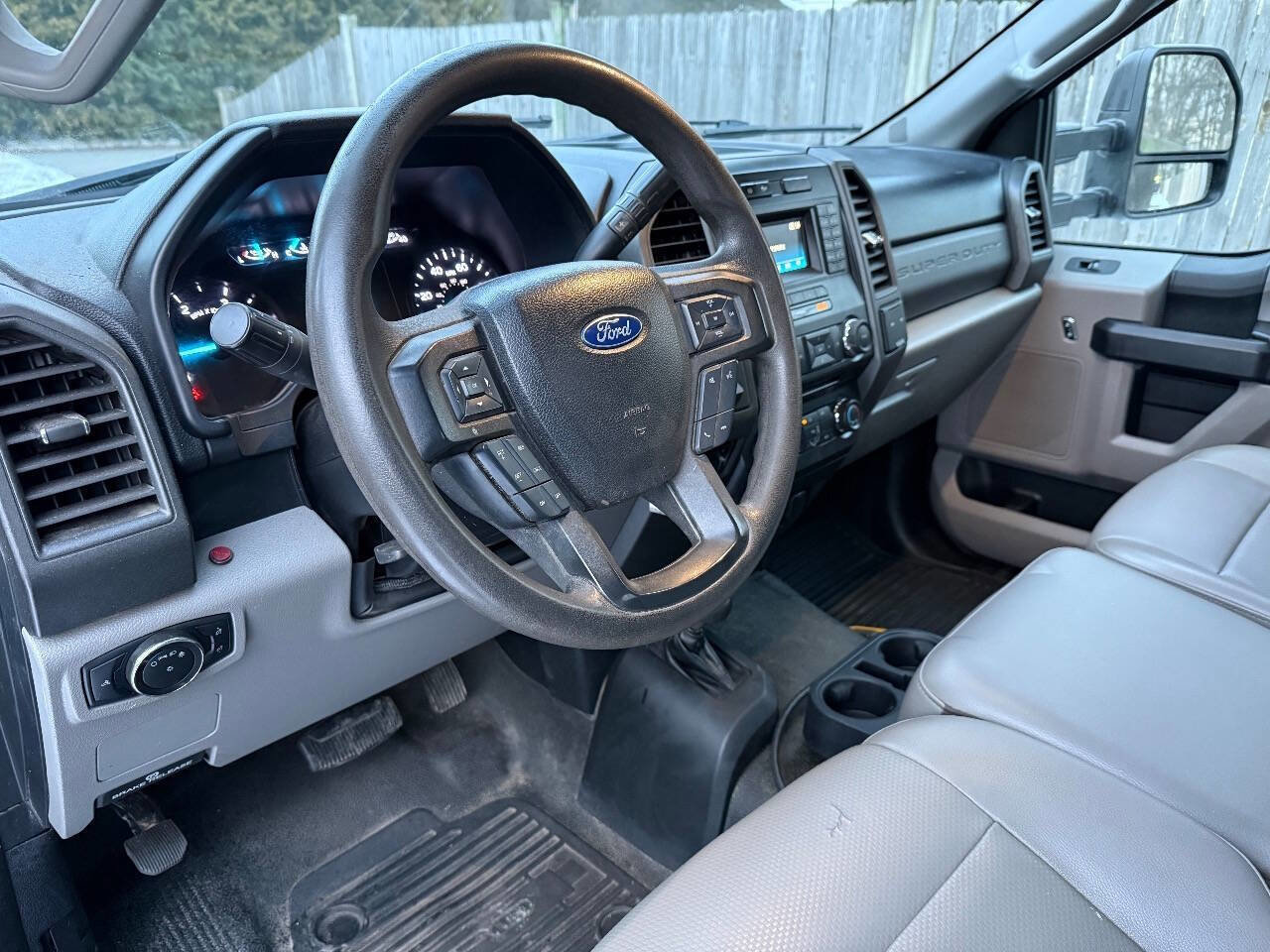 Used 2018 Ford F550 4x4 Regular Cab Super Duty image 10