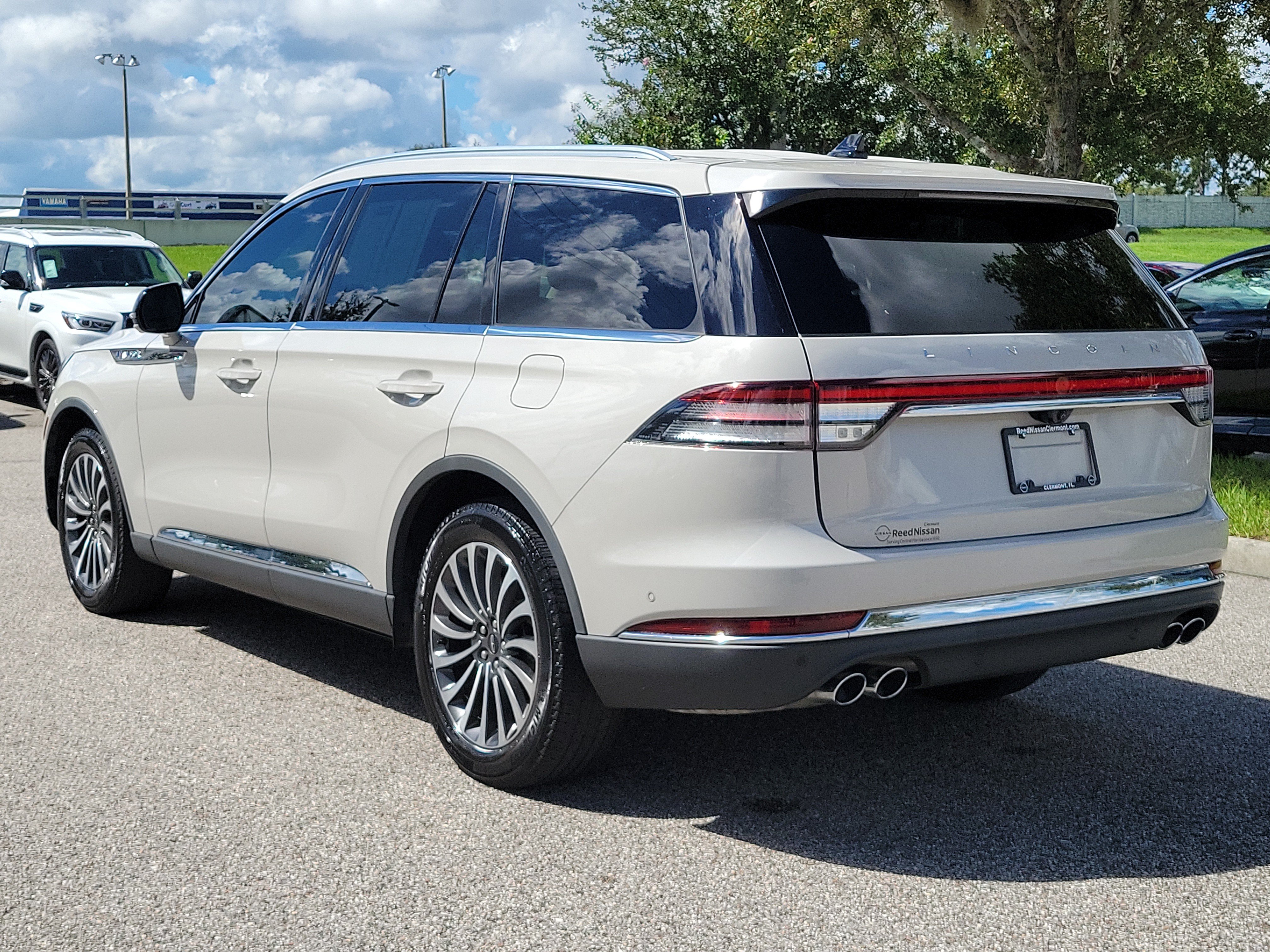 Used 2023 Lincoln Aviator Reserve w/ Elements Package Plus RWD image 8