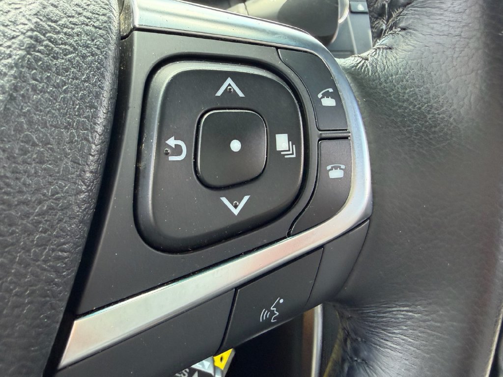 Used 2015 Toyota Camry SE FWD image 26