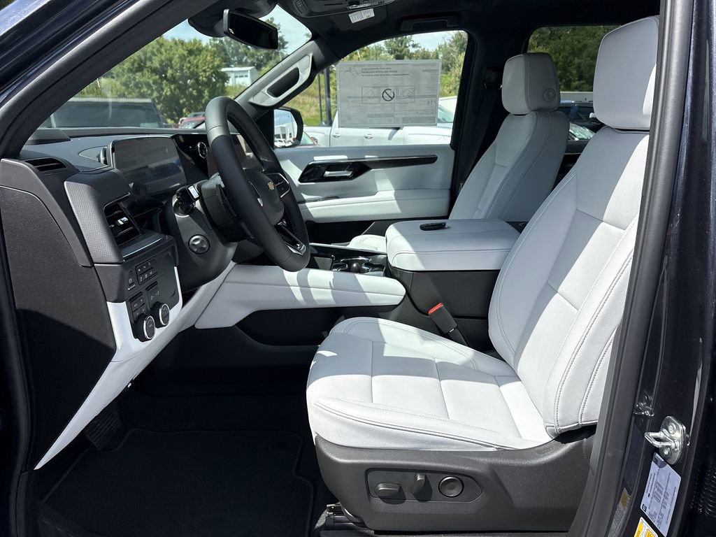 New 2025 Chevrolet Suburban Premier image 20