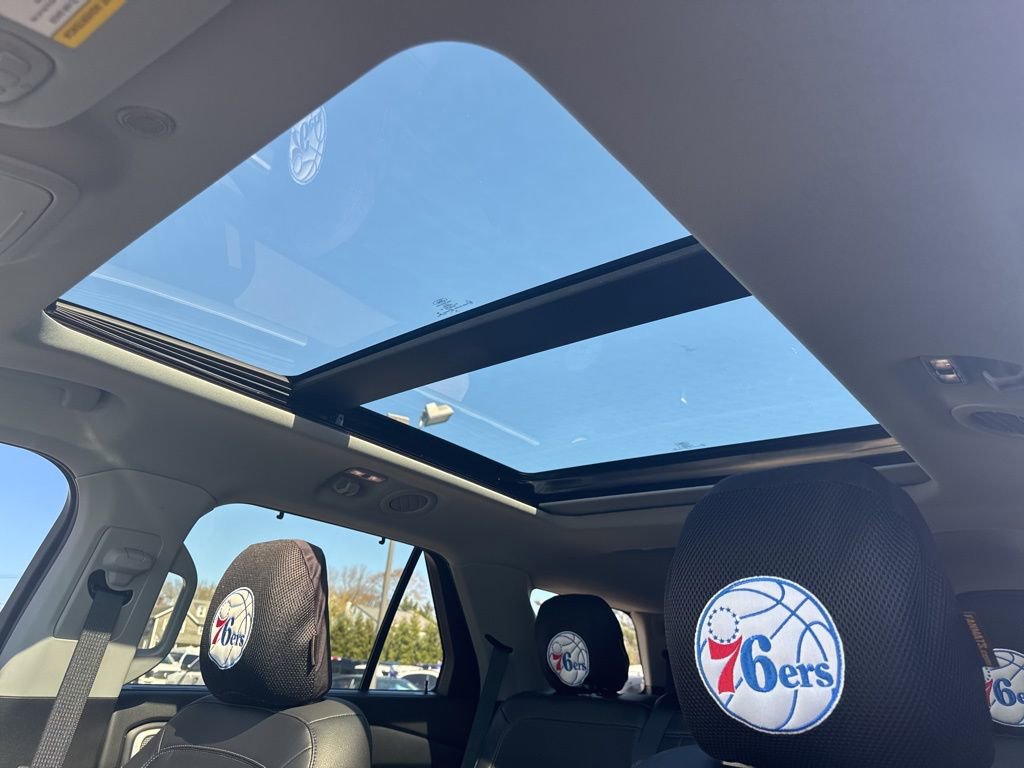 Used 2021 Ford Explorer Limited w/ Equipment Group 301A AWD/4WD image 9