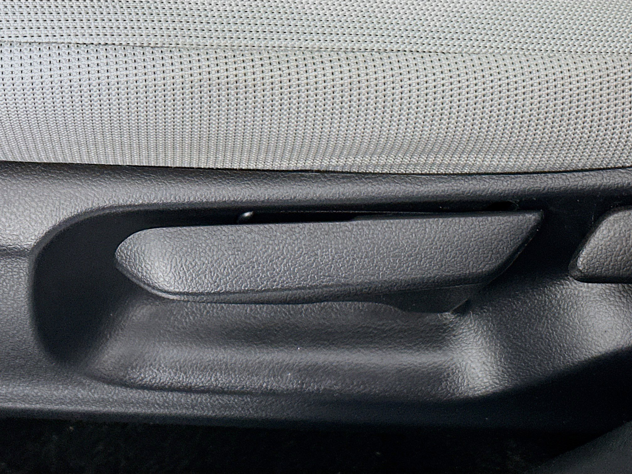 Certified 2024 Toyota Corolla Cross L image 13